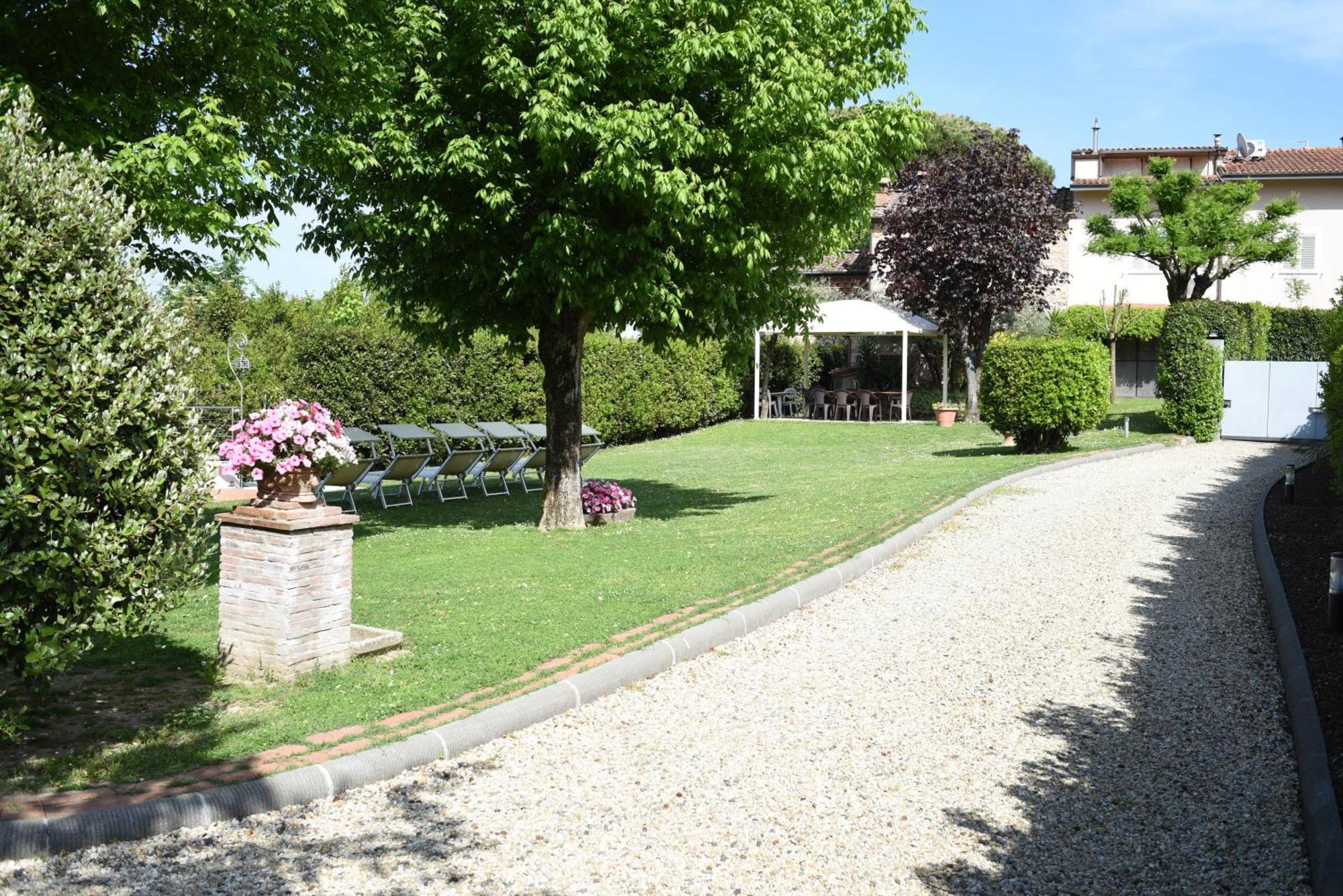 Casa Del Merlo SantʼAndrea di Compito Kültér fotó